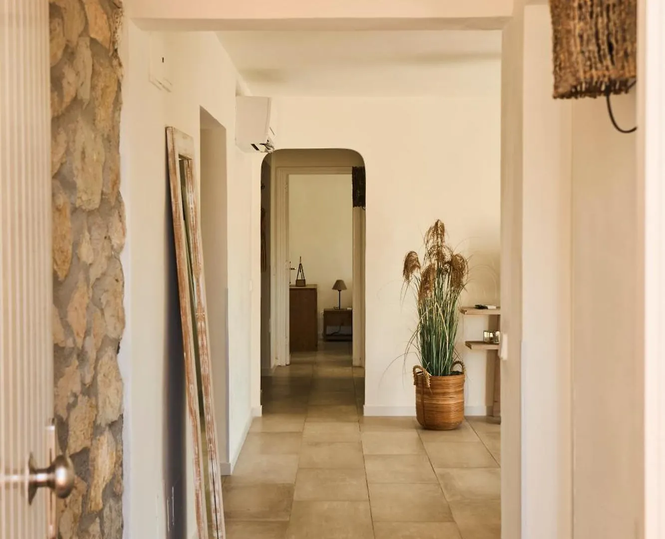 Apartamentos Catharina Maria Cala Llonga  Appartement