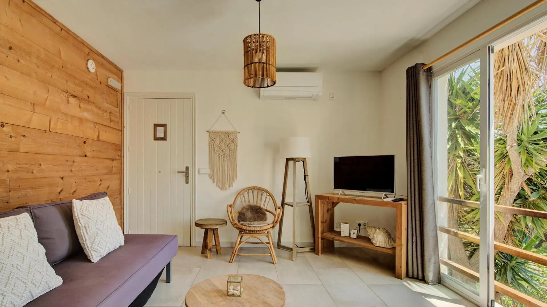 Apartamentos Catharina Maria Cala Llonga  0*, Cala Llonga (Ibiza) Espagne