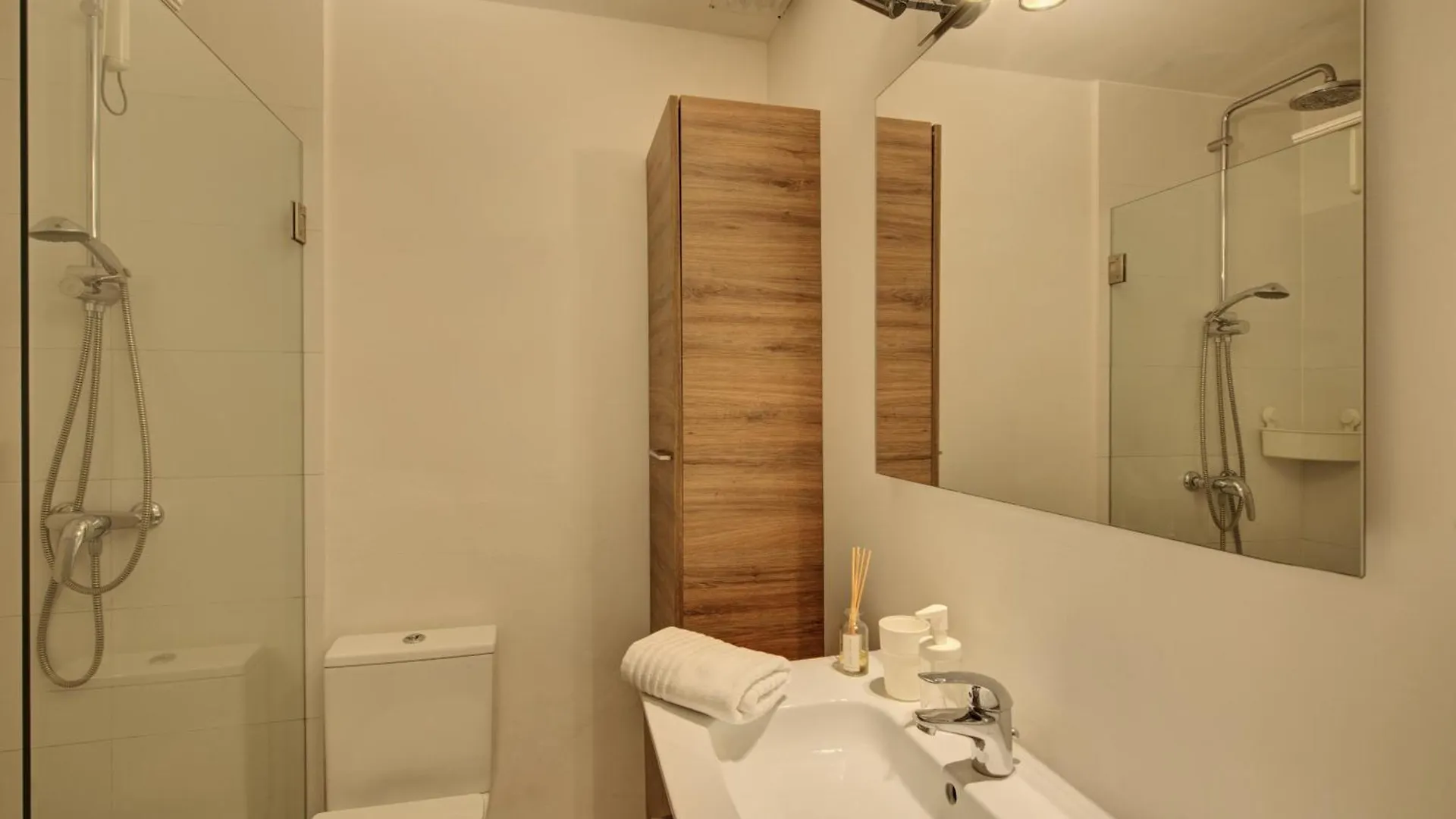Apartamentos Catharina Maria Cala Llonga  0*, Cala Llonga (Ibiza)