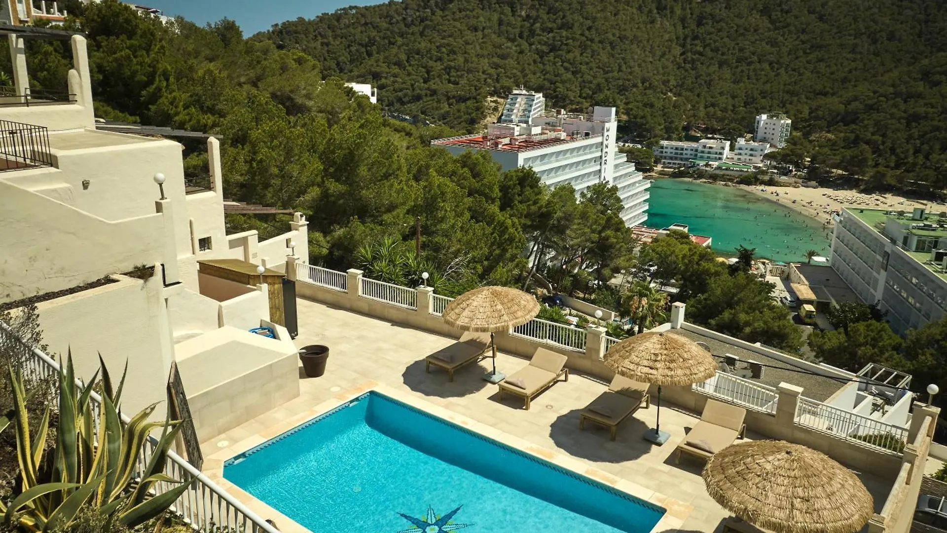 Apartamentos Catharina Maria Cala Llonga