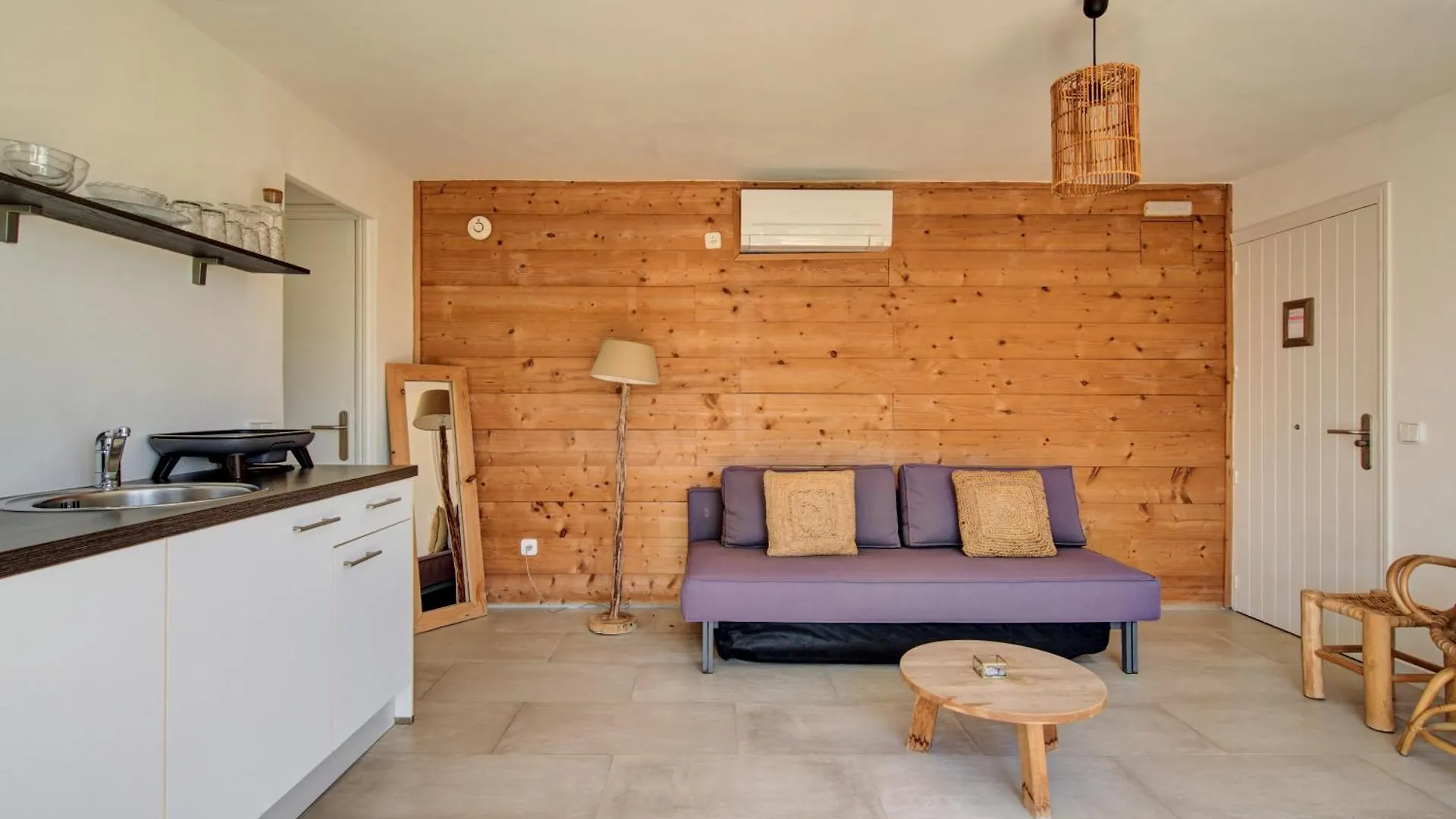 Apartamentos Catharina Maria Cala Llonga  0*, Cala Llonga (Ibiza) Spanje